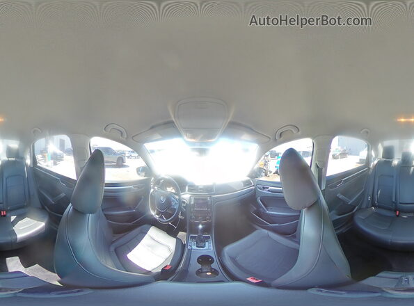 1VWAA7A30JC033340 2018 VOLKSWAGEN PASSAT Серый 