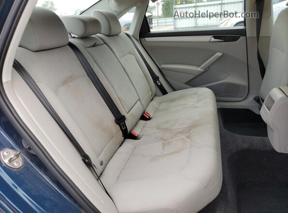 1VWAA7A34JC044647 2018 VOLKSWAGEN PASSAT Синий 