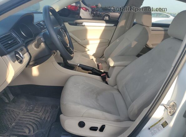 1VWAA7A34JC045359 2018 VOLKSWAGEN PASSAT Белый 
