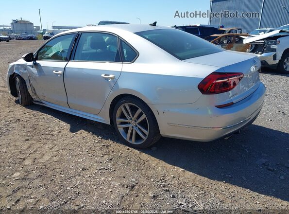 1VWAA7A39JC027570 2018 VOLKSWAGEN PASSAT Серебряный 