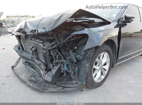 1VWAT7A39GC038877 2016 VOLKSWAGEN PASSAT Black წინა ხედი