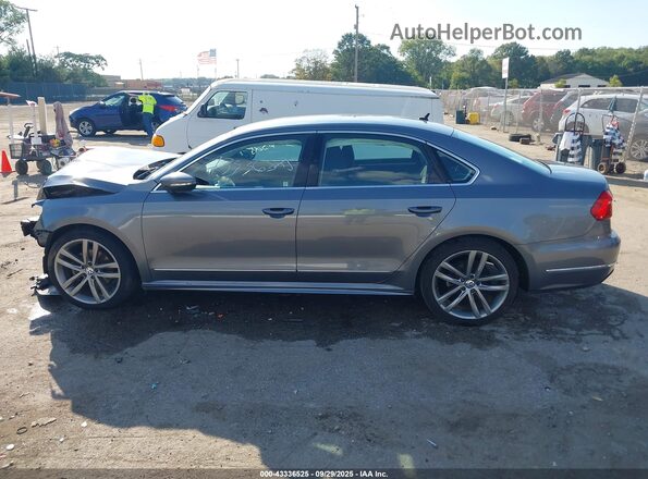 1VWAT7A3XGC033168 2016 VOLKSWAGEN PASSAT Gray 