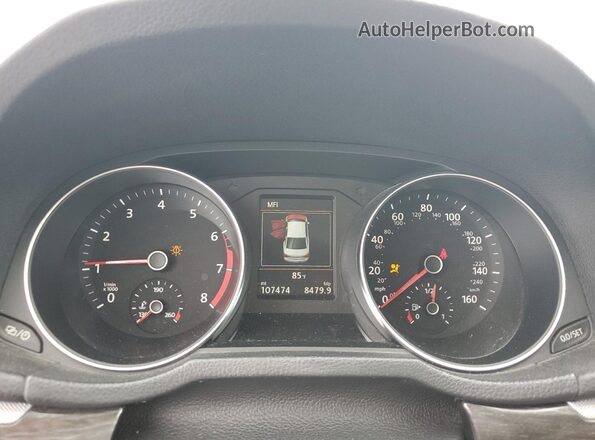 1VWBA7A30JC016655 2018 VOLKSWAGEN PASSAT Серебряный 