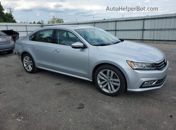 1VWBA7A30JC016655 2018 VOLKSWAGEN PASSAT Серебряный 