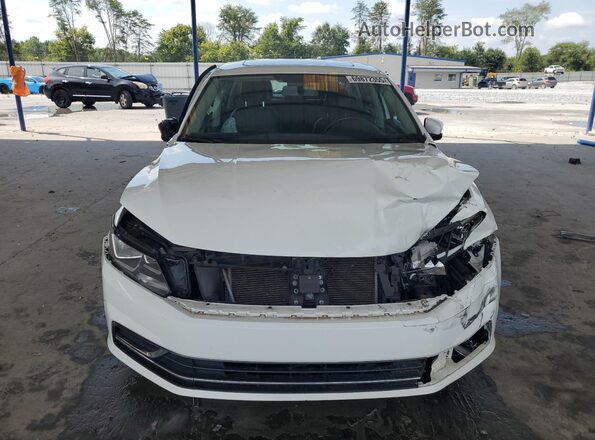 1VWBA7A34JC030641 2018 VOLKSWAGEN PASSAT White 