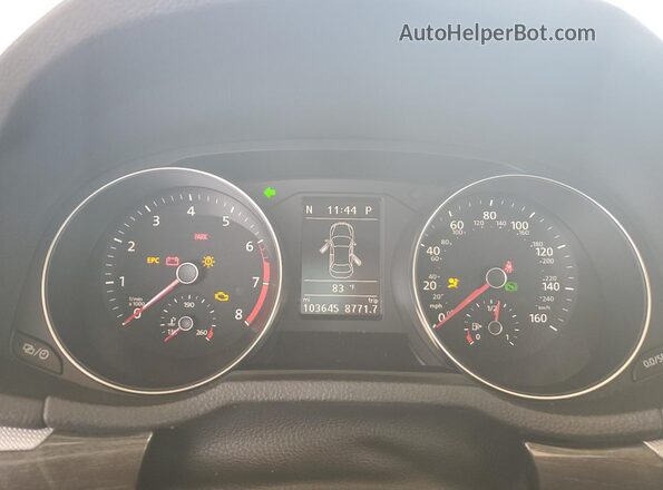 1VWBA7A34JC030641 2018 VOLKSWAGEN PASSAT White 