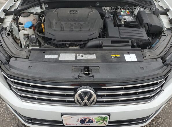 1VWBA7A35JC009426 2018 VOLKSWAGEN PASSAT Белый 