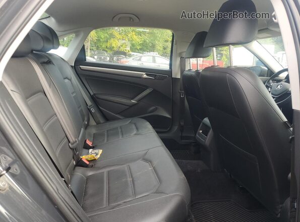 1VWDT7A37HC075215 2017 VOLKSWAGEN PASSAT Charcoal 