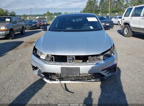 1VWJM7A36JC050327 2018 VOLKSWAGEN PASSAT Серебряный 