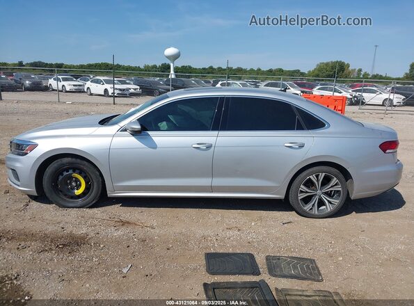 1VWSA7A30MC011301 2021 VOLKSWAGEN PASSAT Silver Вид задньої частини салону