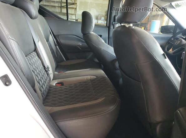 3N1CP5CU7JL500619 2018 NISSAN KICKS White 