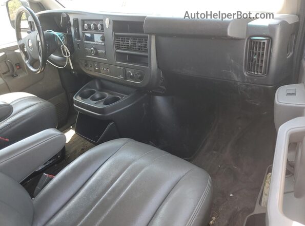 1GCWGAF73N1238880 2022 CHEVROLET EXPRESS Белый Вид щитка приборов