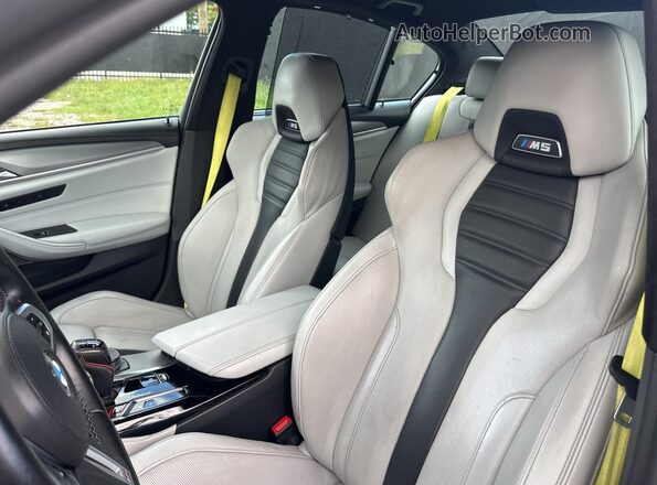 WBS83CH01PCL24396 2023 BMW M5 Gray 