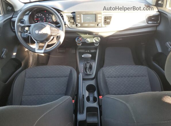 3KPA24AB3JE127632 2018 KIA RIO Black 