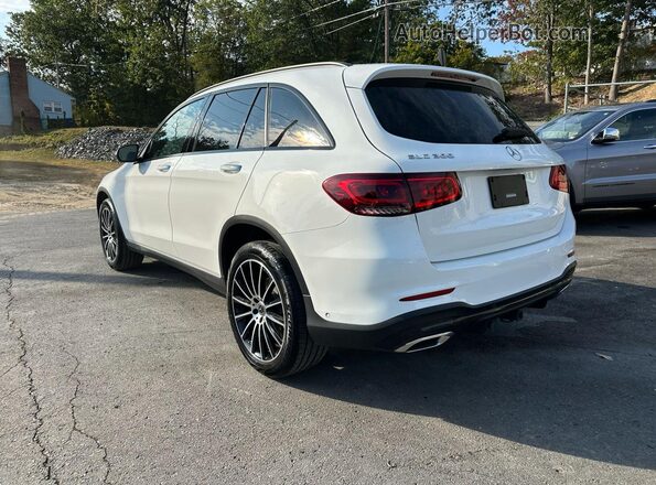W1N0G8DB0MV297259 2021 MERCEDES-BENZ GLC-CLASS White 