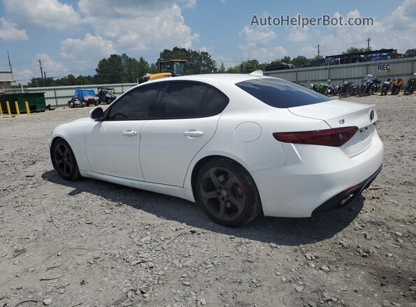 ZARFAECNXH7551976 2017 ALFA ROMEO GIULIA White 