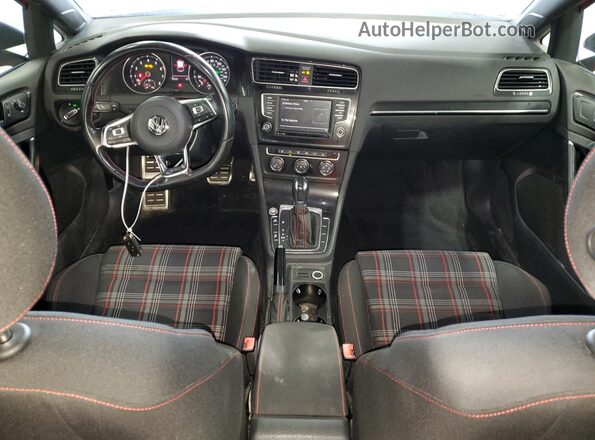 3VW447AU8HM042101 2017 VOLKSWAGEN GTI Red 