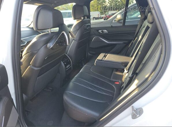 5UXJU4C0XLLE45698 2020 BMW X5 White Вид ззаду