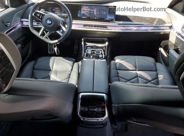 WBA23EH08RCR01952 2024 BMW 7 SERIES Gray 