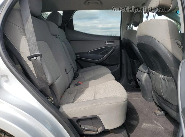 5XYZTDLB4JG548744 2018 HYUNDAI SANTA FE Silver Vista del compartimento del motor