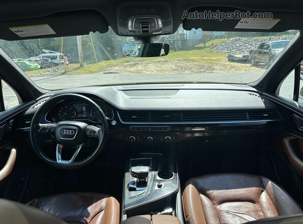 WA1LHAF71HD044555 2017 AUDI Q7 Черный Вид панели приборов
