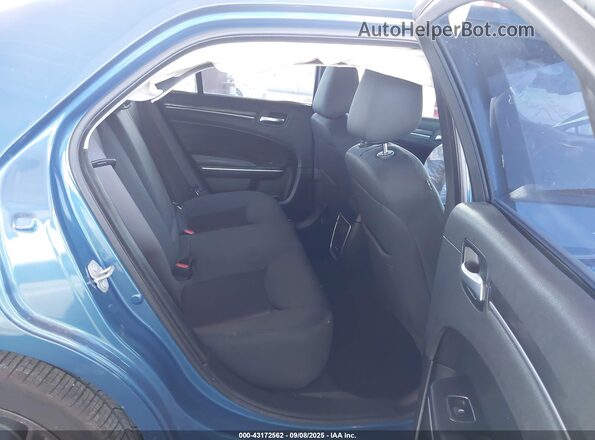 2C3CCAAG0LH147543 2020 CHRYSLER 300 Blue Widok naklejki z numerem VIN