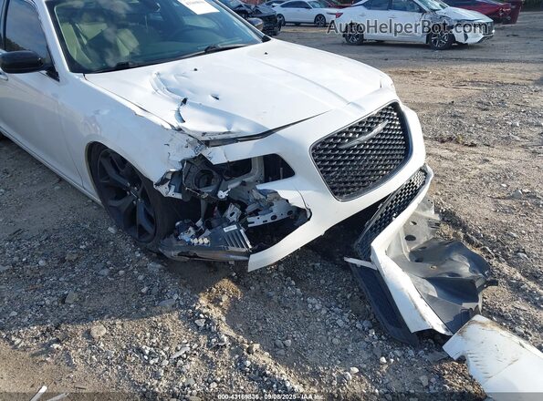 2C3CCAAG5NH139554 2022 CHRYSLER 300 White Դիմացի տեսք