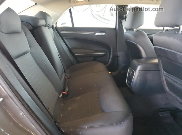 2C3CCAAG7JH137623 2018 CHRYSLER 300 Серый 