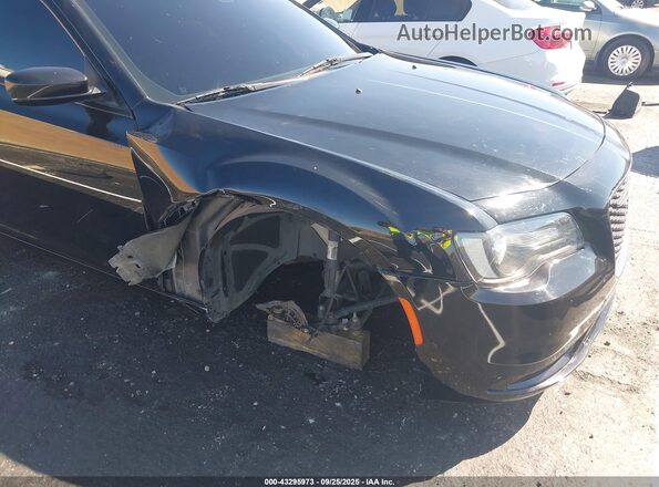 2C3CCAAGXMH617451 2021 CHRYSLER 300 Черный Вид спереди