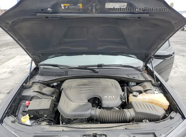 2C3CCABG1MH660770 2021 CHRYSLER 300 Black უკანა სალონის ხედი