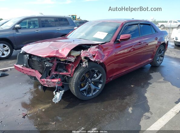 2C3CCABG4PH644535 2023 CHRYSLER 300 Бордовый Передняя левая четверть
