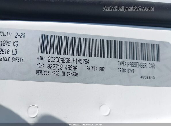 2C3CCABG8LH145764 2020 CHRYSLER 300 White Widok komory silnika