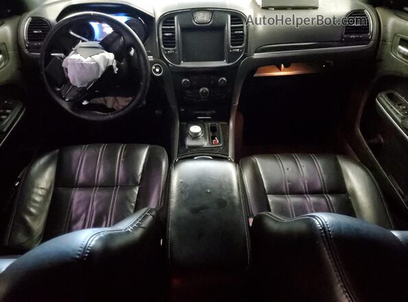 2C3CCABT5LH180663 2020 CHRYSLER 300 Белый 