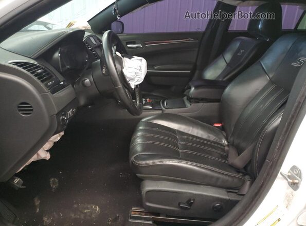 2C3CCABT5LH180663 2020 CHRYSLER 300 Белый 