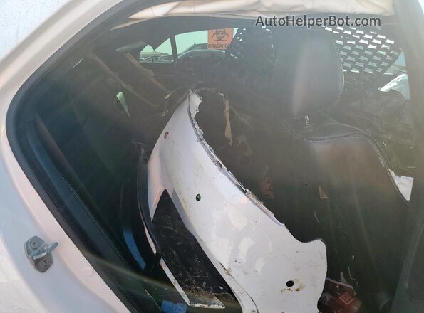 2C3CCABT5PH556087 2023 CHRYSLER 300 White 