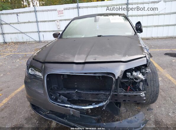 2C3CCAGG5KH561486 2019 CHRYSLER 300 Gray Widok wnętrza z tyłu
