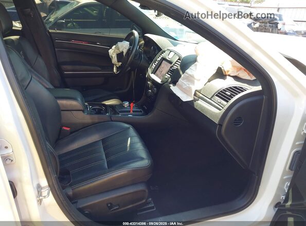 2C3CCAGG9LH137701 2020 CHRYSLER 300 White წინა სალონის ხედი