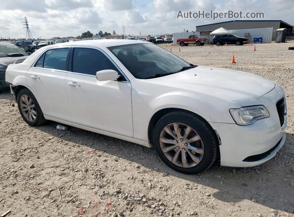 2C3CCARGXJH324701 2018 CHRYSLER 300 White 