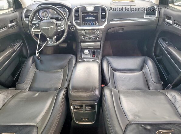 2C3CCARGXJH324701 2018 CHRYSLER 300 White 