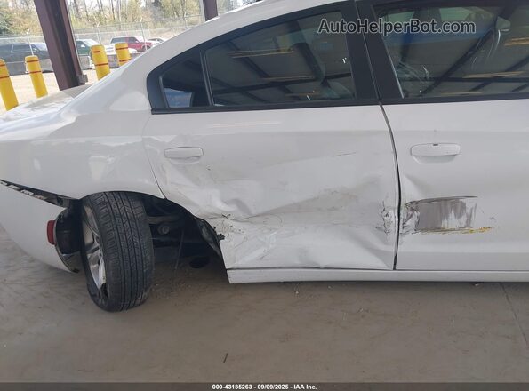 2C3CDXBG1LH116817 2020 DODGE CHARGER Белый Вид спереди
