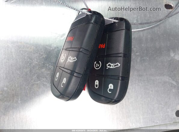 2C3CDXBG4LH241259 2020 DODGE CHARGER Серый Вид панели приборов