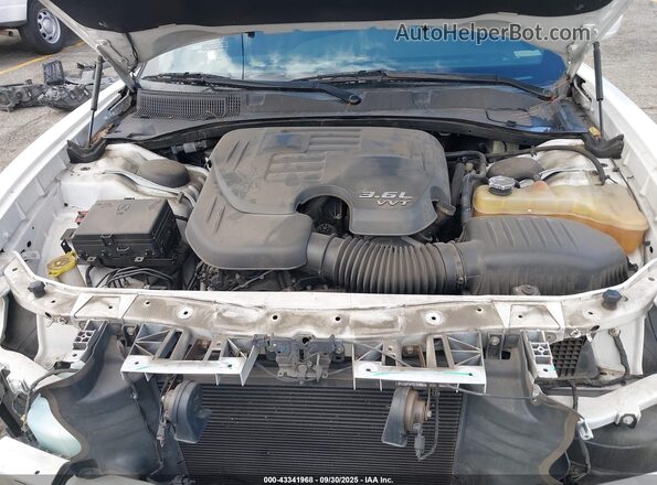 2C3CDXBG5GH110153 2016 DODGE CHARGER White Вид ззаду