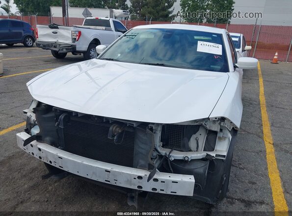 2C3CDXBG5GH110153 2016 DODGE CHARGER White Вид задньої частини салону