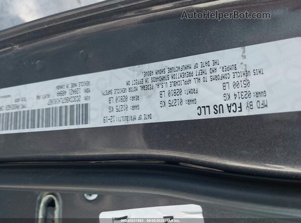 2C3CDXBG7LH101027 2020 DODGE CHARGER Gray Widok komory silnika