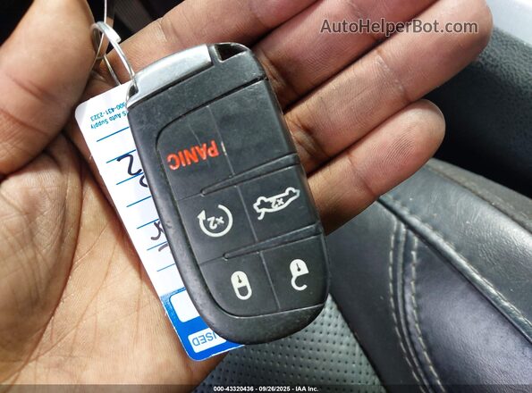 2C3CDXBG8LH152827 2020 DODGE CHARGER Серый Вид панели приборов