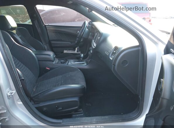 2C3CDXCT1LH219795 2020 DODGE CHARGER Silver Front interior view