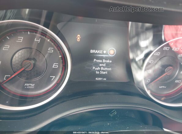 2C3CDXGJ1KH580838 2019 DODGE CHARGER Red Widok tylnych siedzeń