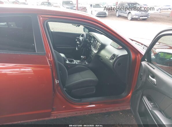 2C3CDXGJ5LH183957 2020 DODGE CHARGER Orange Front interior view
