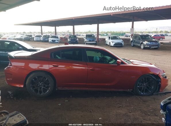 2C3CDXGJ5LH183957 2020 DODGE CHARGER Orange Rear interior view