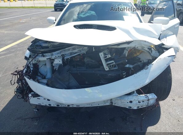 2C3CDXGJ8LH127205 2020 DODGE CHARGER White Widok z przodu